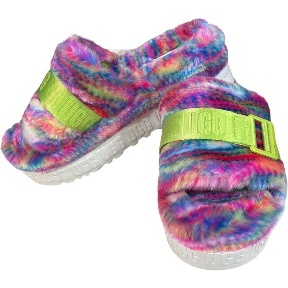 UGG fluffita slippers in pixelate Size 7 NEW